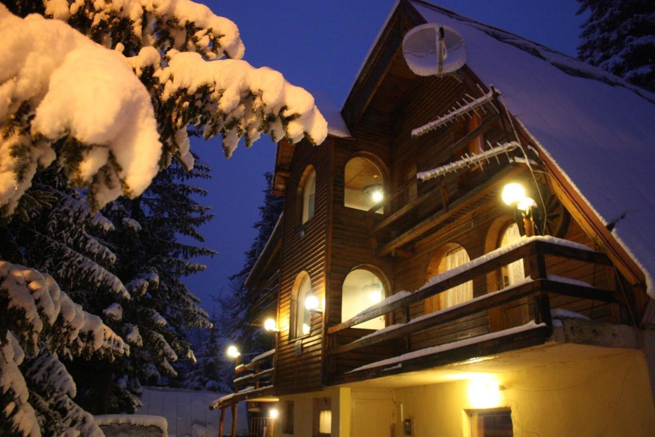 Villa Rustika Τζαχορίνα Εξωτερικό φωτογραφία